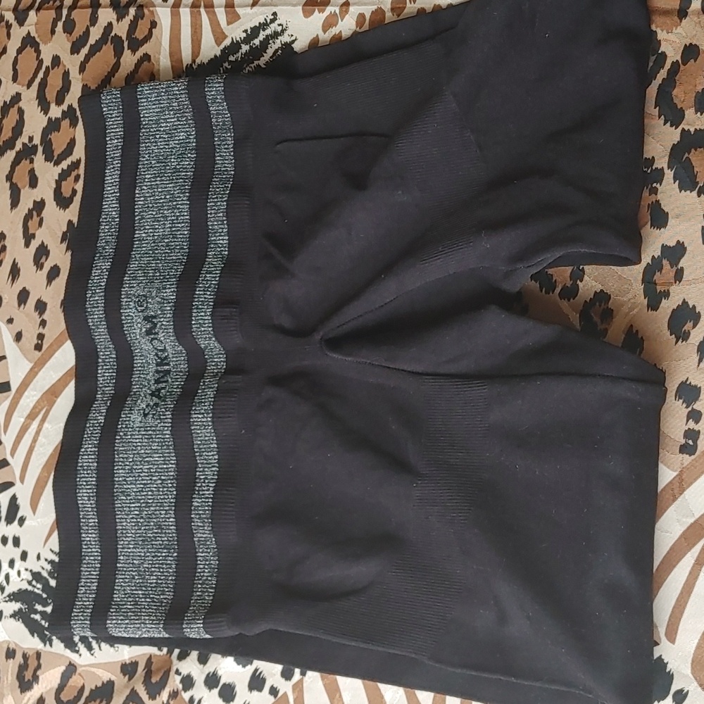 Sankom Shaper Capri Leggings